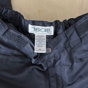 Cherokee snow ski black adjustable pant Youth XL fit up to women’s small/medium